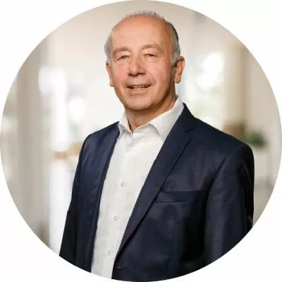 Manfred Rü 400 portait-rund-vorlage-alle_210x210_300dpi_